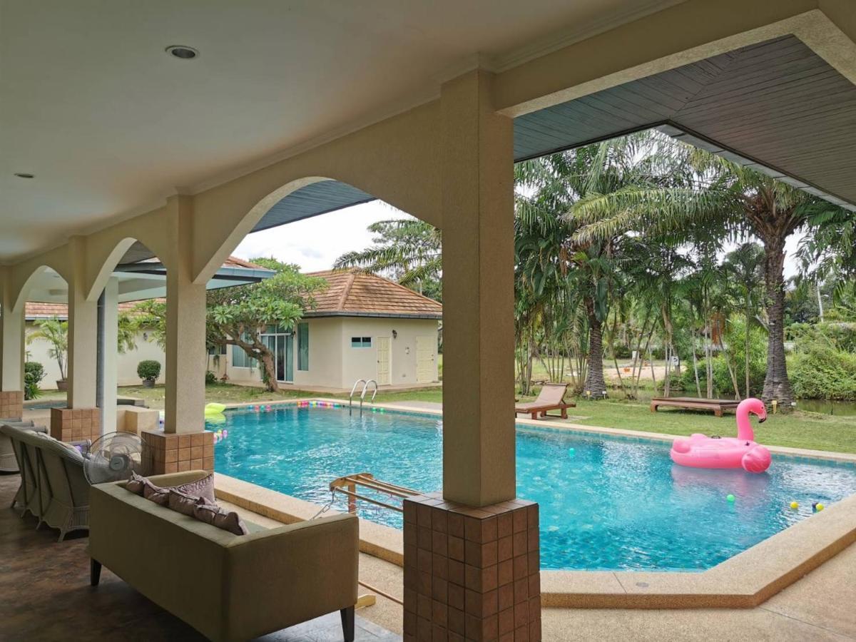 Px Pool Villa Pattaya Nong Prue Exterior foto